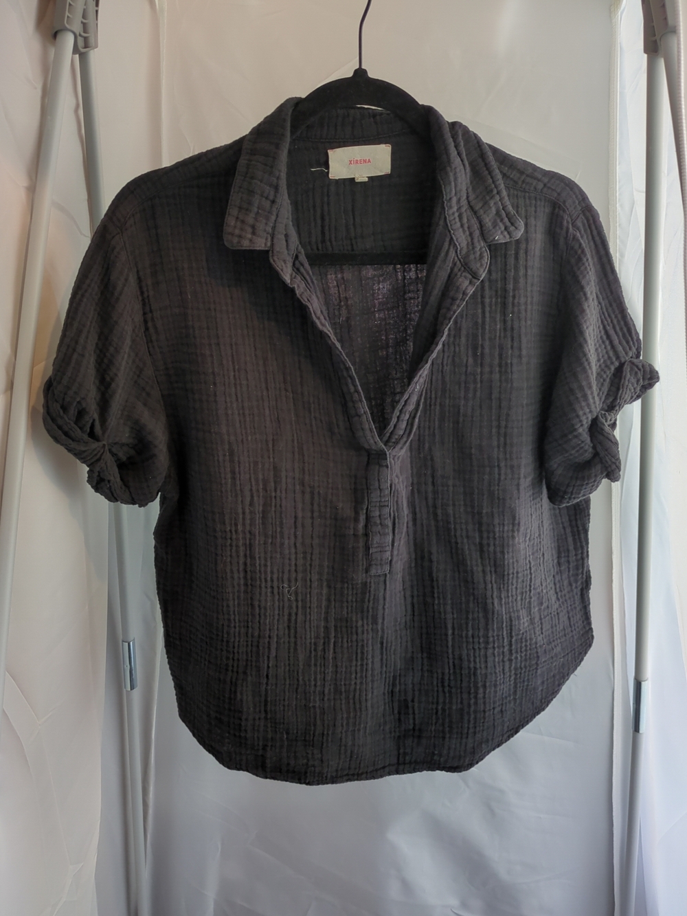 Xirena Double Cotton Black Gauze Short Sleeve Beach Resort Shirt